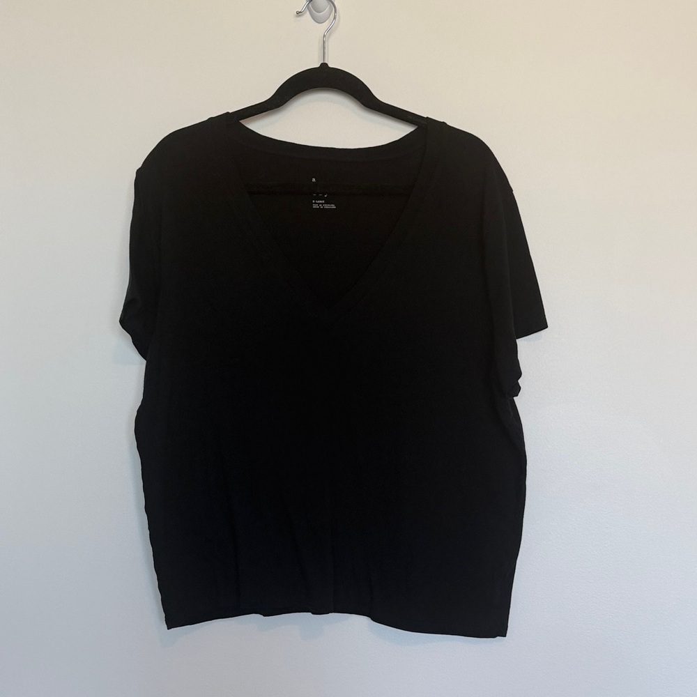 a new day Black V-Neck Short Sleeve Tee